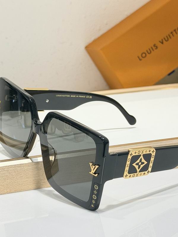 LV Glasses sms116